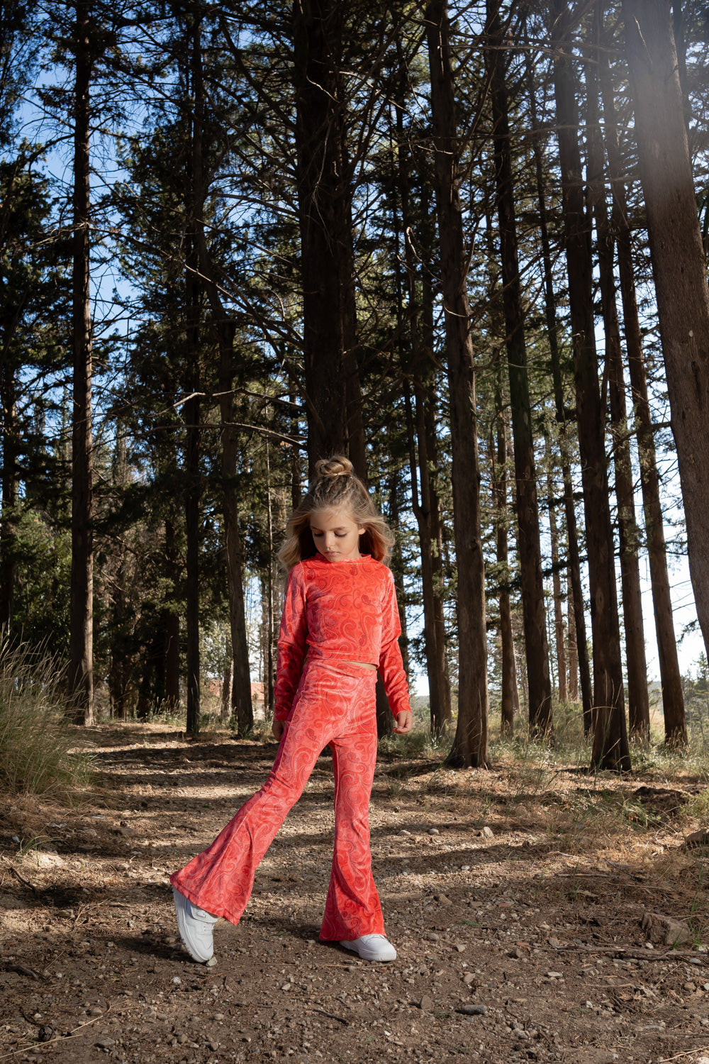 CAPSULE RED VELVET PANTS