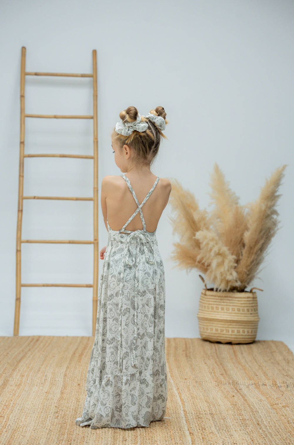 DREAMY KYNTHIA'S DRESS